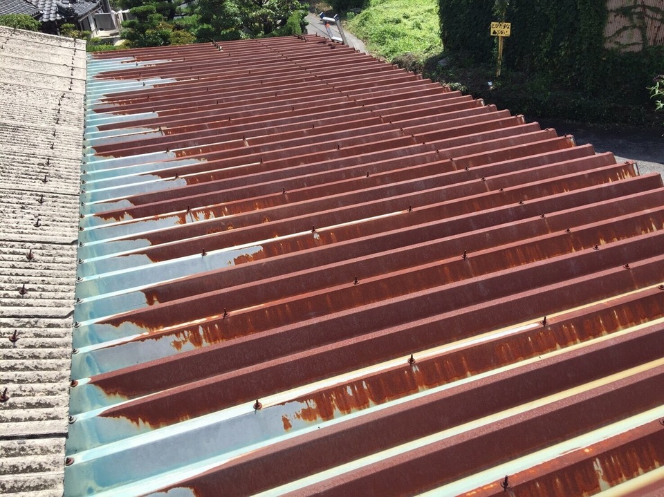 揖斐郡池田町 折板屋根の塗装工事が完工致しました