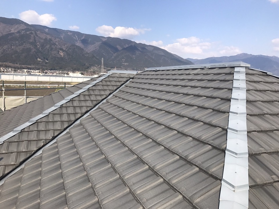 揖斐郡池田町 屋根鉄部も一緒に塗装しました
