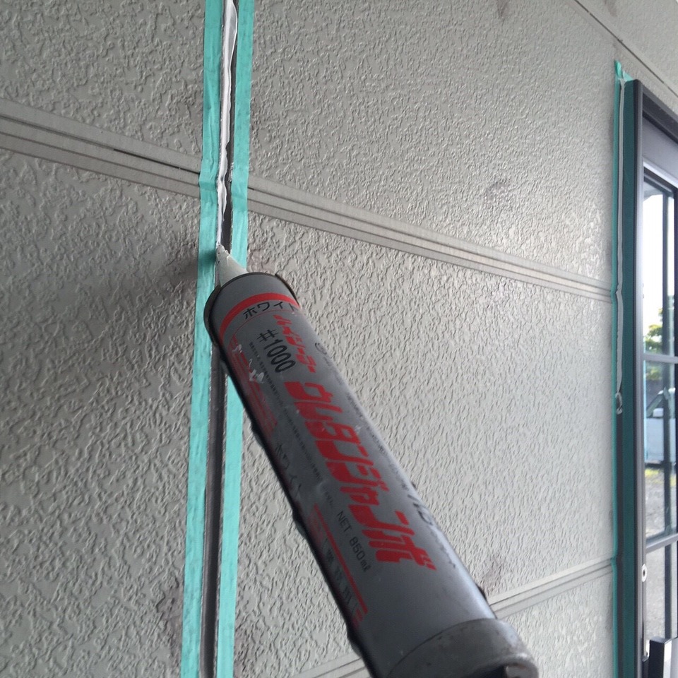 岐阜県大垣市 コーキングの打ち替えとブリード現象