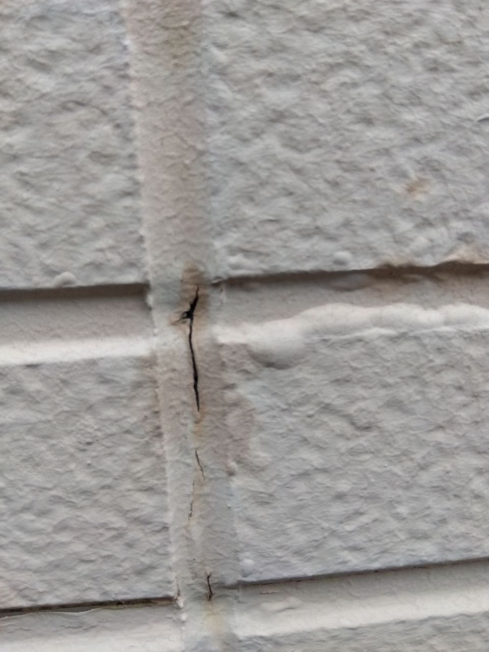 シーリングひび割れ２
